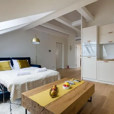 Charming Apartment In Perfect Location Krakow Exterior photo