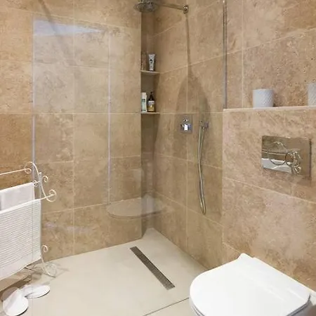 Charming Apartment In Perfect Location Krakow Exterior photo