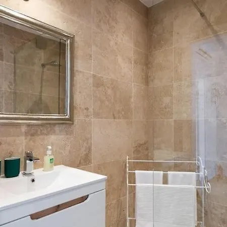 Charming Apartment In Perfect Location Krakow Exterior photo